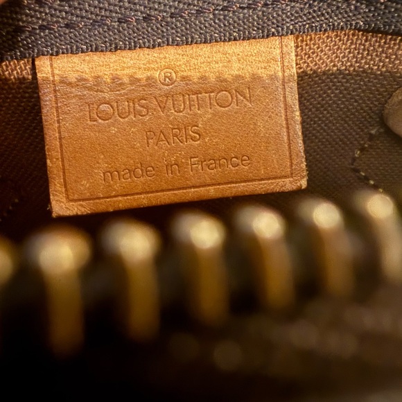 Louis Vuitton Monogram Vintage Mini Speedy - Picture 16 of 17